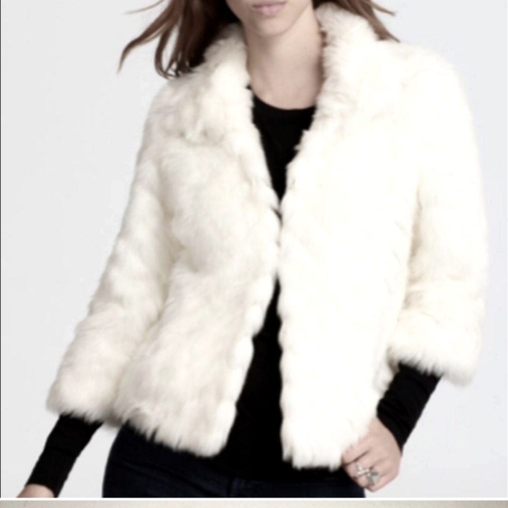 NWT Guess  White Faux Fur Jacket size xs